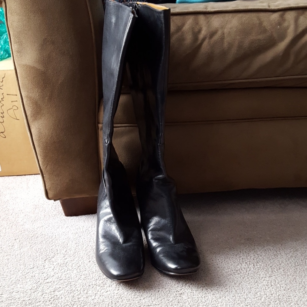 Nine West black women's boots size 10